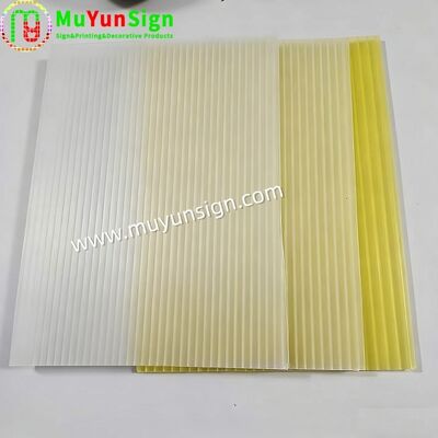 High Impact Plastic Hollow Sheet Absorbs Shock For Signage Display
